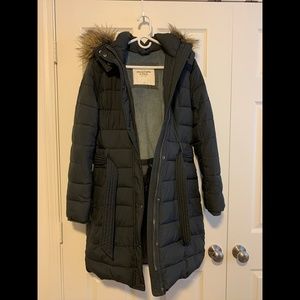 A&F Women's coat long puffer